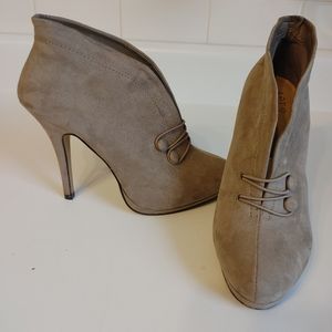 Apt 9 Taupe Booties Size 9